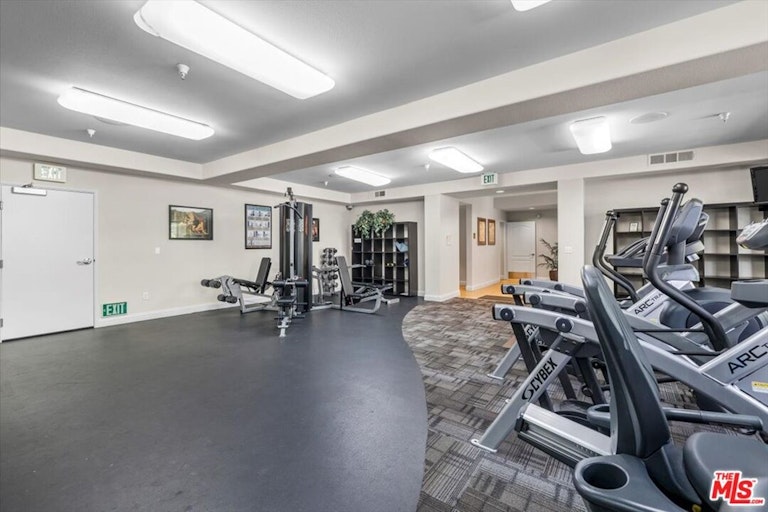 Photo 15 of 20 - 4060 Glencoe Ave #308, Marina Del Rey, CA 90292