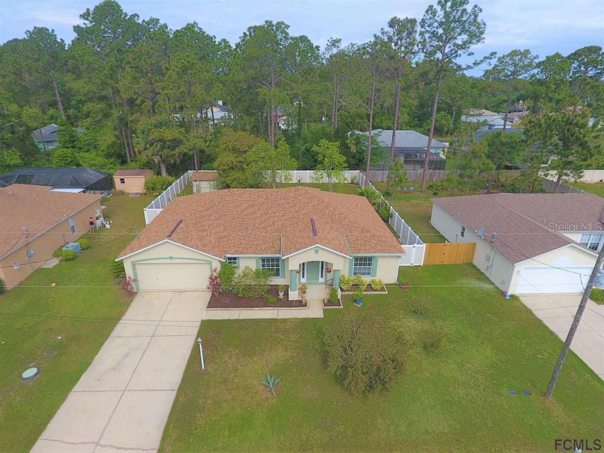 Photo 1 of 28 - 83 Red Mill Dr, Palm Coast, FL 32164