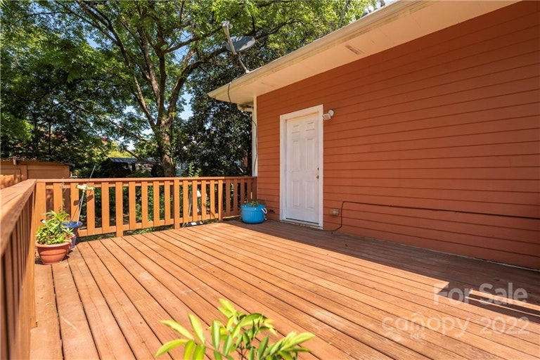 Photo 26 of 32 - 3617 Tuckaseegee Rd, Charlotte, NC 28208