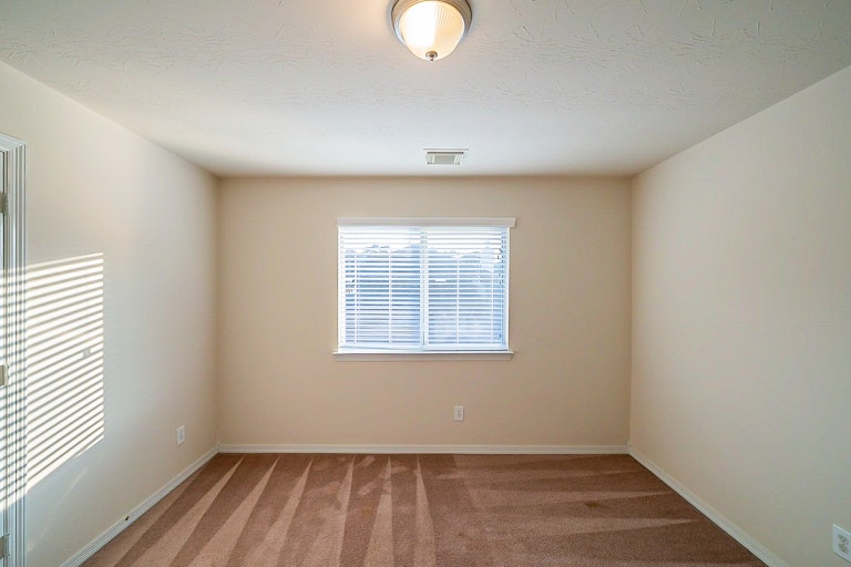 Photo 24 of 36 - 2011 Dalton Trace Ct, Spring, TX 77373