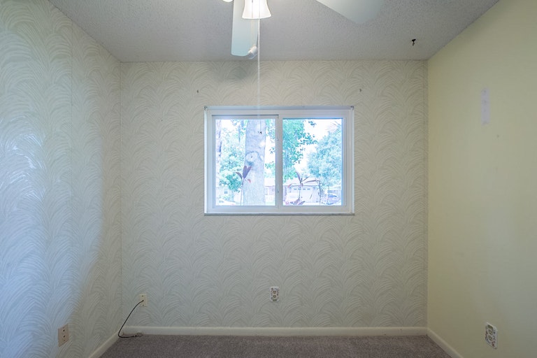Photo 13 of 15 - 14529 Knoll Ridge Dr, Tampa, FL 33625