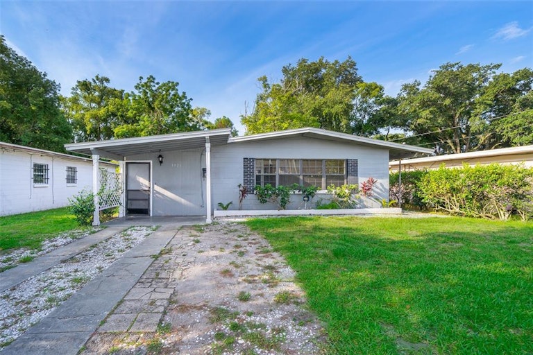 Photo 2 of 19 - 1028 Citrus St, Orlando, FL 32805