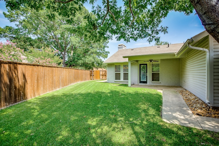 Photo 30 of 32 - 207 Cherrybark Dr, Coppell, TX 75019