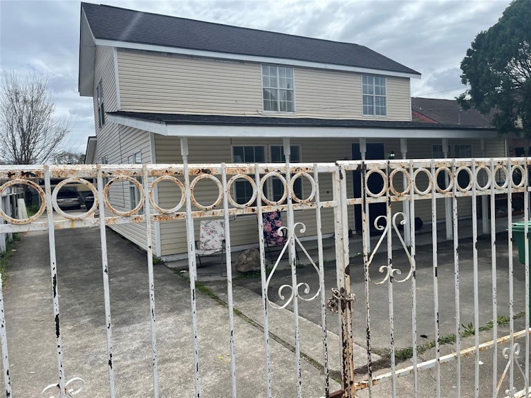 Photo 14 of 22 - 7824 Detroit St, Houston, TX 77017
