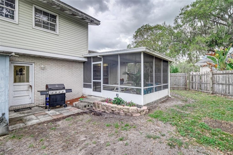 Photo 31 of 33 - 5427 Harbor Dr W, Lakeland, FL 33809