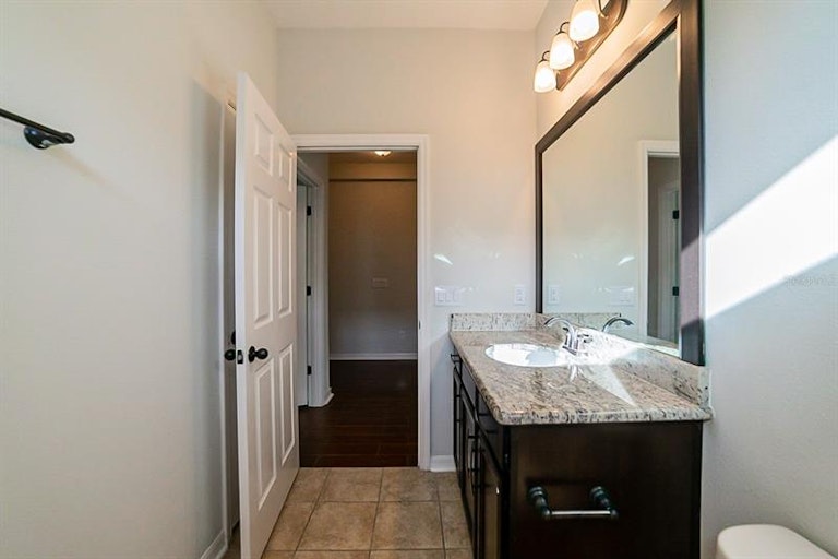 Photo 21 of 24 - 32601 Harmony Oaks Dr, Wesley Chapel, FL 33545