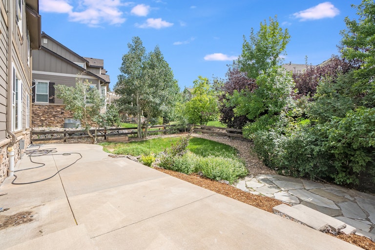 Photo 13 of 19 - 24476 E Fremont Dr, Aurora, CO 80016