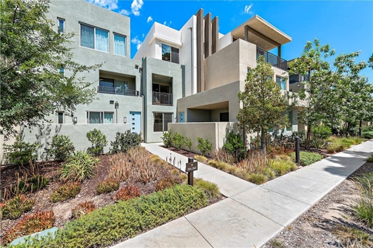 Photo 2 of 34 - 261 Magnet, Irvine, CA 92618