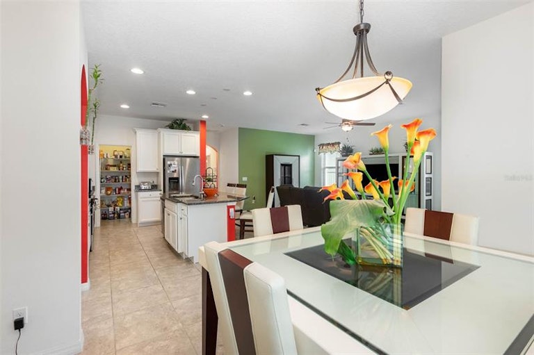 Photo 9 of 28 - 2814 Carter Grove Ln, Kissimmee, FL 34741