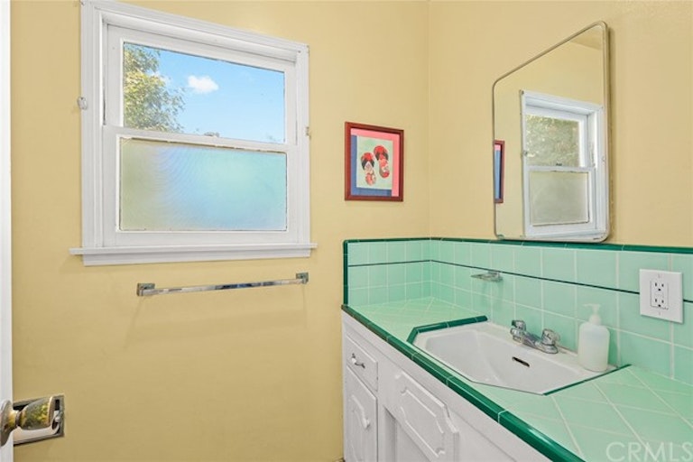 Photo 17 of 52 - 6565 N Vista St, San Gabriel, CA 91775