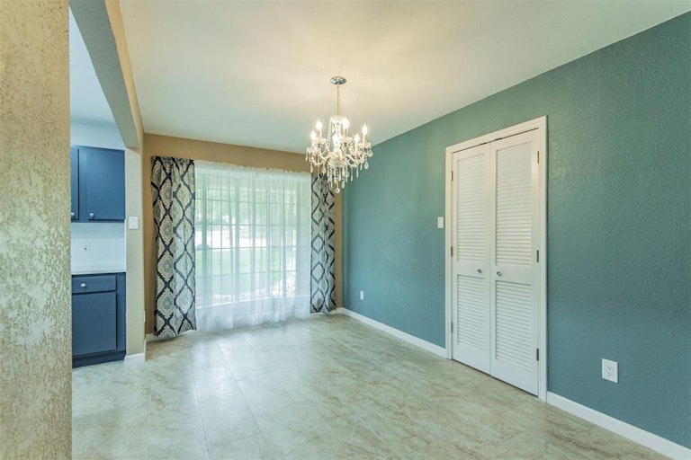 Photo 6 of 25 - 4801 Stage Line Dr, Arlington, TX 76017