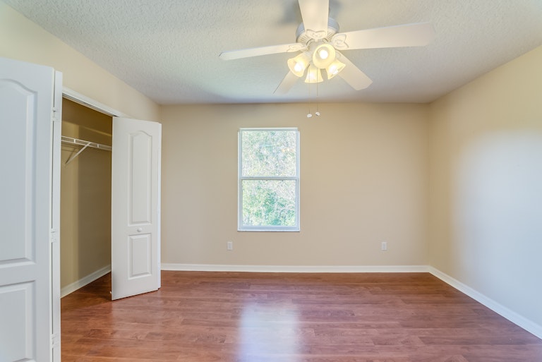 Photo 23 of 28 - 14250 Nottingham Way Cir, Orlando, FL 32828