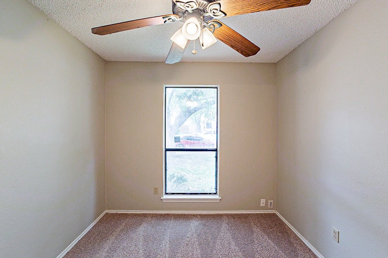 Photo 14 of 18 - 5535 Needville, San Antonio, TX 78233