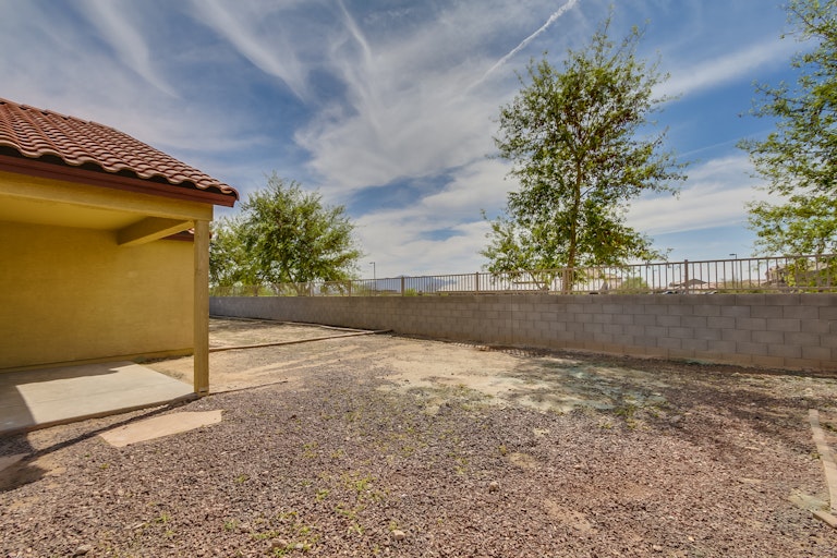 Photo 33 of 35 - 18549 W Vogel Ave, Goodyear, AZ 85338