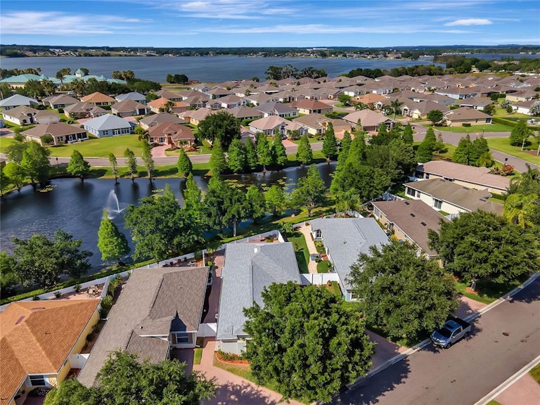 Photo 33 of 42 - 3420 Grenville Dr, Winter Haven, FL 33884