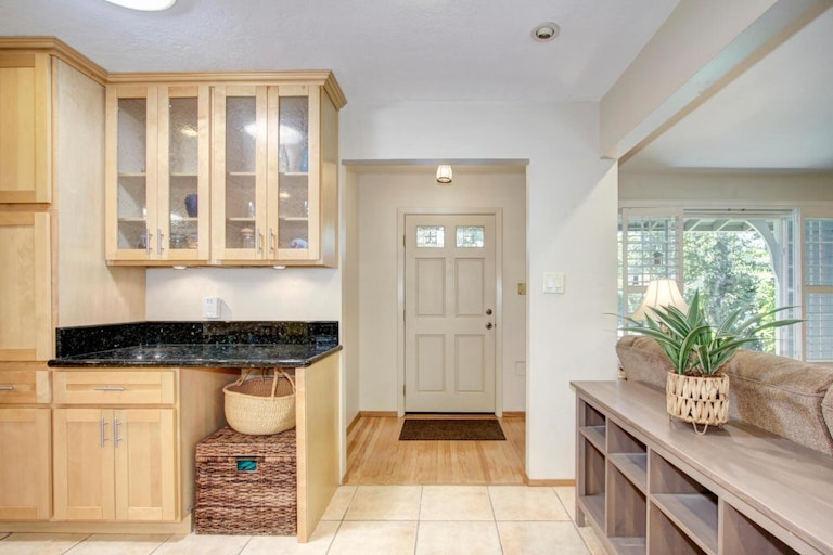 Photo 9 of 87 - 4501 Moddison Ave, Sacramento, CA 95819