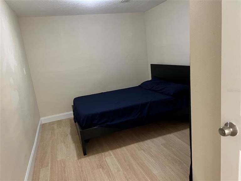 Photo 11 of 17 - 10542 Mary Lou Dr, Orlando, FL 32825