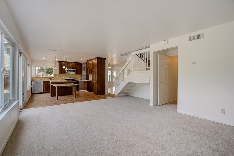 Photo 20 of 44 - 8017 Stone Canyon Cir, Citrus Heights, CA 95610
