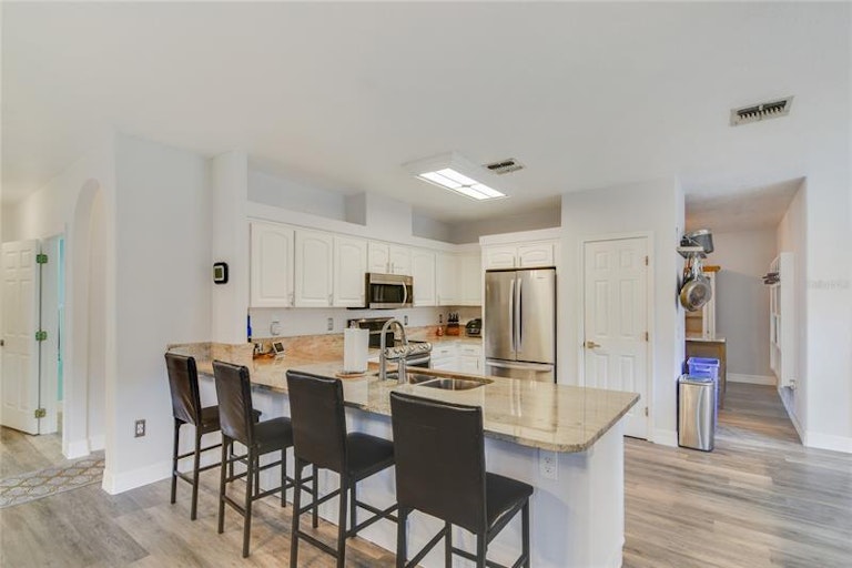 Photo 3 of 41 - 1850 Eldorado Ct, Saint Cloud, FL 34771