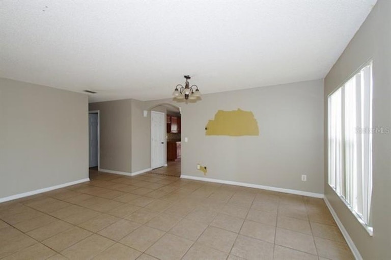 Photo 6 of 23 - 12925 Los Alamitos Ct, Orlando, FL 32837