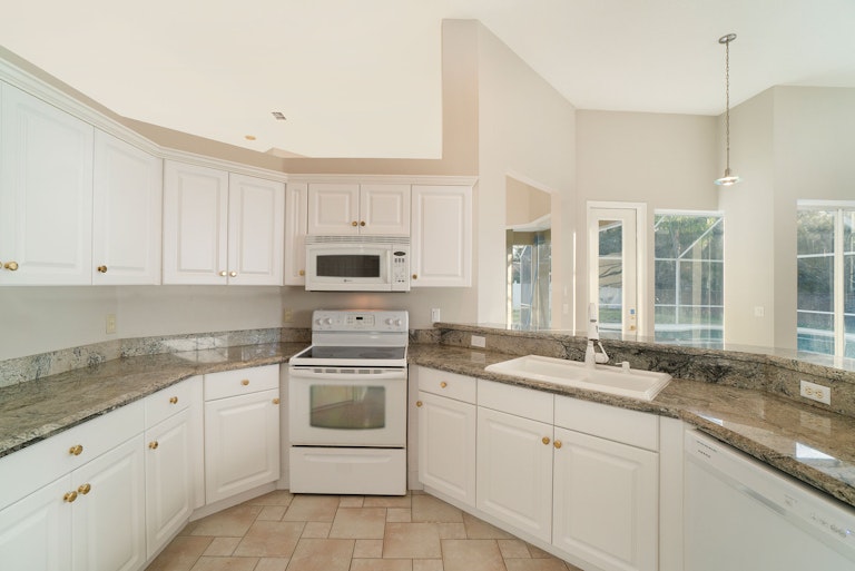 Photo 11 of 17 - 8030 Monier Way, Orlando, NC 32835