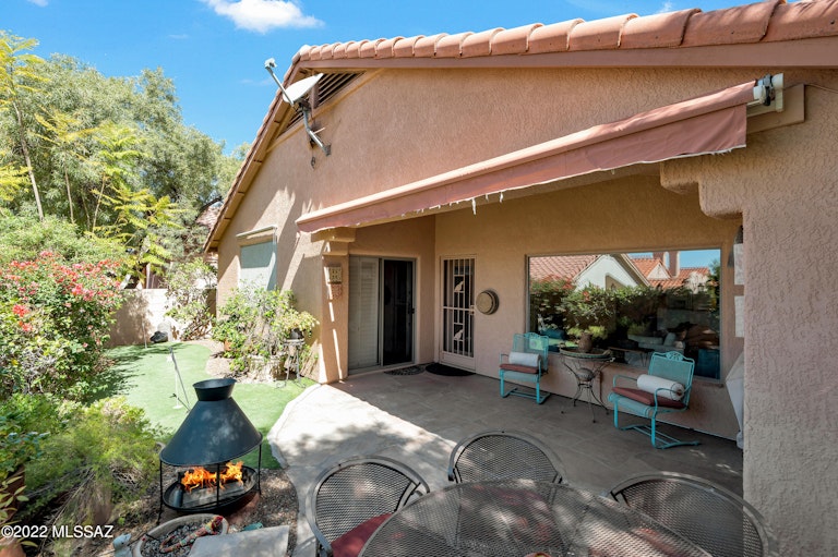 Photo 36 of 41 - 1527 W Sand Pebble Dr, Tucson, AZ 85737