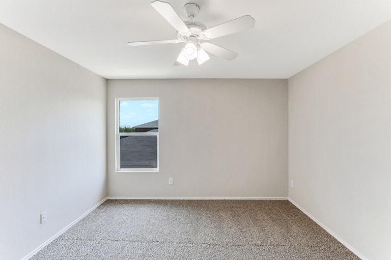 Photo 21 of 27 - 8414 River Bluffs Dr, Arlington, TX 76002