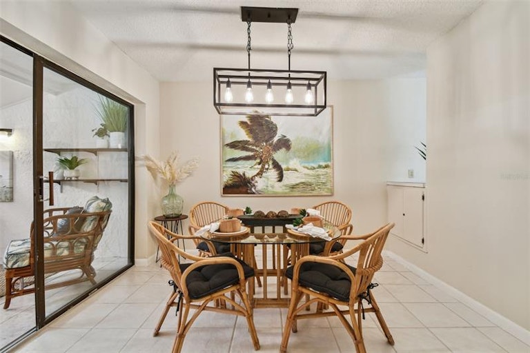 Photo 4 of 45 - 1 Windrush Blvd #5, Indian Rocks Beach, FL 33785