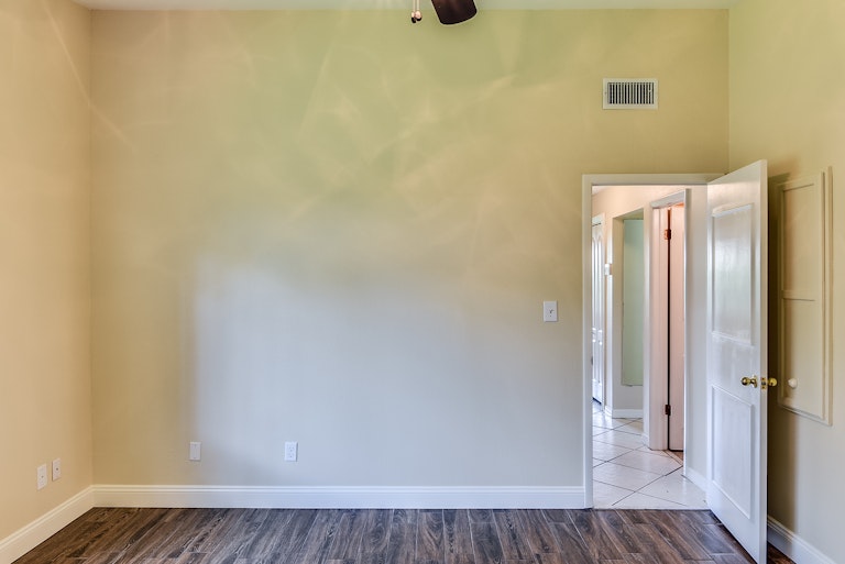 Photo 11 of 25 - 652 Orinda Ct, Casselberry, FL 32707
