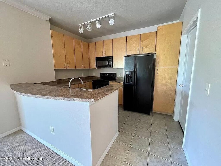 Photo 4 of 31 - 12700 Bartram Park Blvd #328, Jacksonville, FL 32258