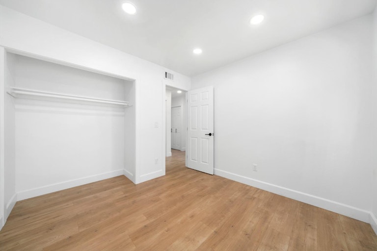 Photo 17 of 29 - 4208 Strathmore Way, North Highlands, CA 95660