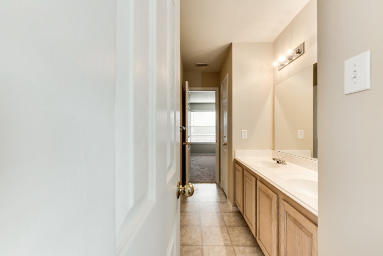 Photo 30 of 45 - 2204 Sheldon Dr, McKinney, TX 75072