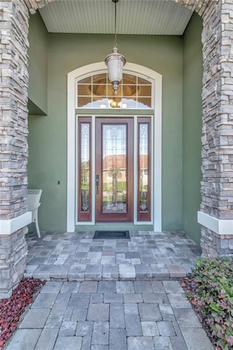 Photo 4 of 42 - 22338 Bartholdi Cir, Land O Lakes, FL 34639