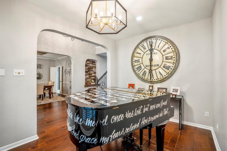 Photo 8 of 50 - 1455 Hatchmere Pl, Spring, TX 77379