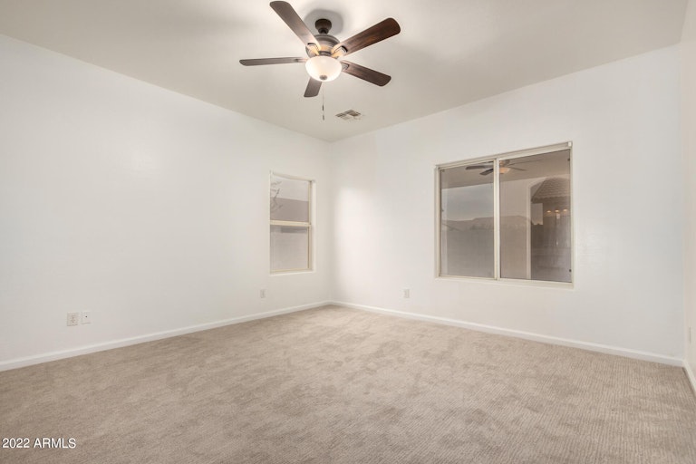 Photo 15 of 32 - 1951 E Shannon St, Gilbert, AZ 85295