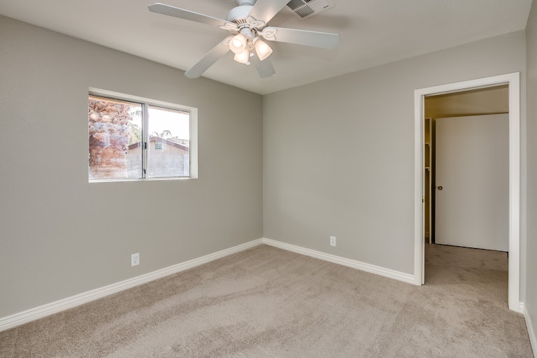 Photo 24 of 34 - 3129 E Emelita Ave, Mesa, AZ 85204