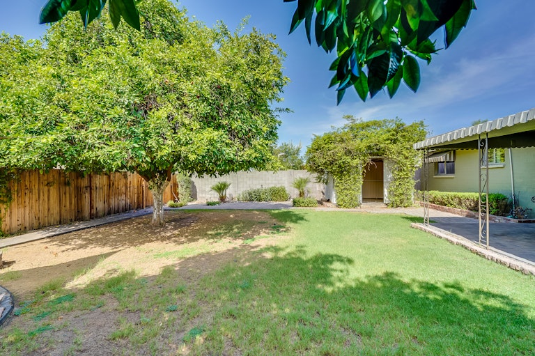 Photo 14 of 15 - 3739 W Las Palmaritas Dr, Phoenix, AZ 85051