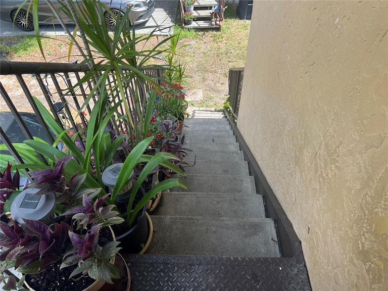 Photo 35 of 56 - 8801 N Brooks St, Tampa, FL 33604