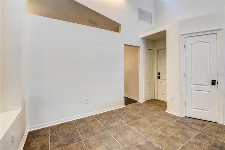 Photo 21 of 47 - 2203 Katana Pl, Brandon, FL 33511