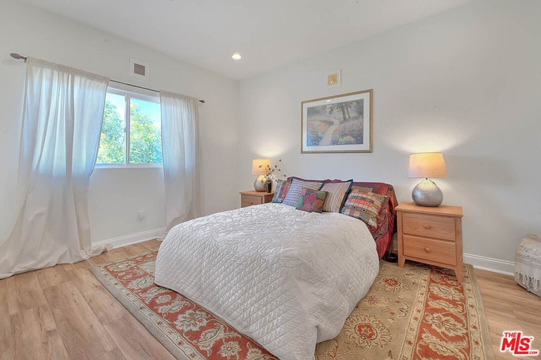 Photo 47 of 54 - 14826 Otsego St, Sherman Oaks, CA 91403