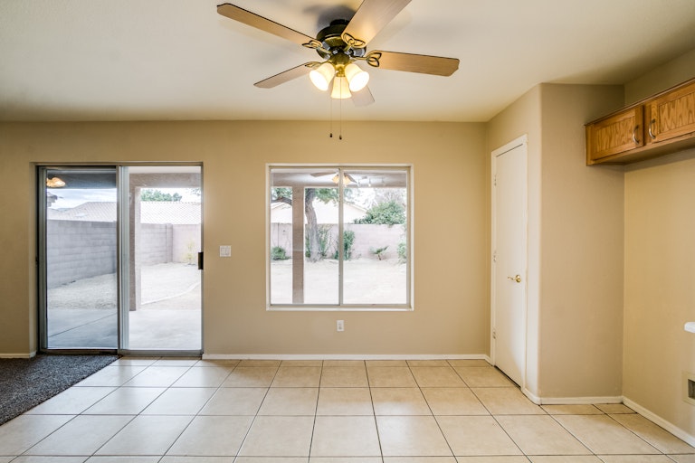 Photo 8 of 29 - 20244 N 30th Pl, Phoenix, AZ 85050