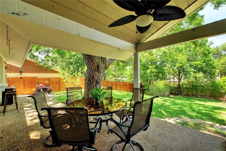 Photo 23 of 30 - 12308 Indian Mound Dr, Austin, TX 78758
