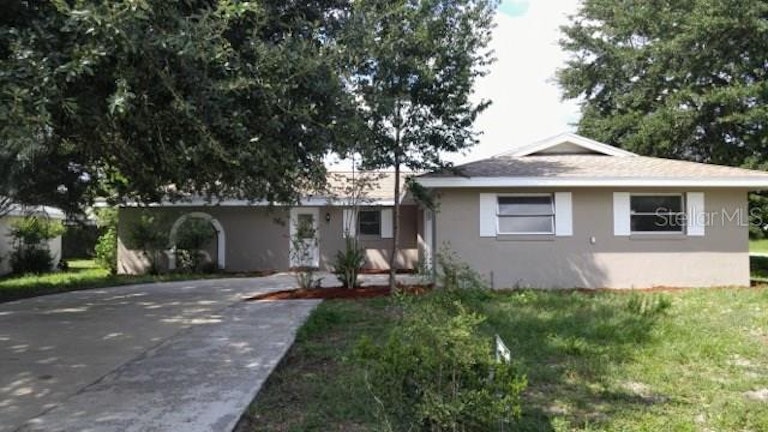 Photo 1 of 25 - 765 Amhurst Dr, Orange City, FL 32763