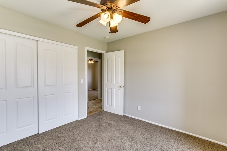 Photo 21 of 34 - 11542 E Renfield Ave, Mesa, AZ 85212