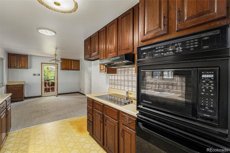 Photo 8 of 21 - 319 Quay St, Lakewood, CO 80226
