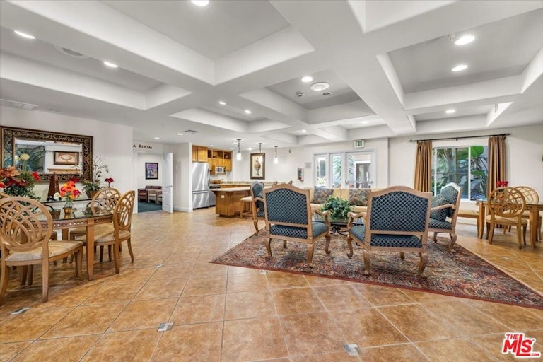 Photo 17 of 20 - 4060 Glencoe Ave #308, Marina Del Rey, CA 90292