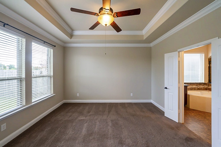 Photo 17 of 30 - 2457 Porto Way, League City, TX 77573