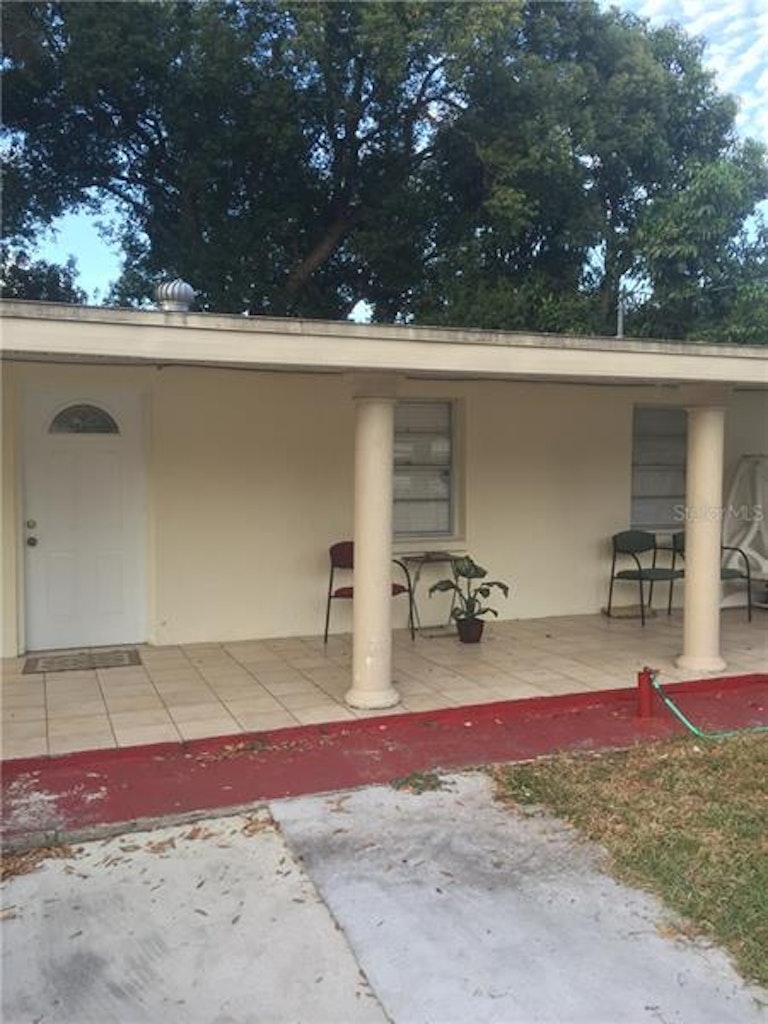 Photo 4 of 6 - 3903 W Norfolk St, Tampa, FL 33614