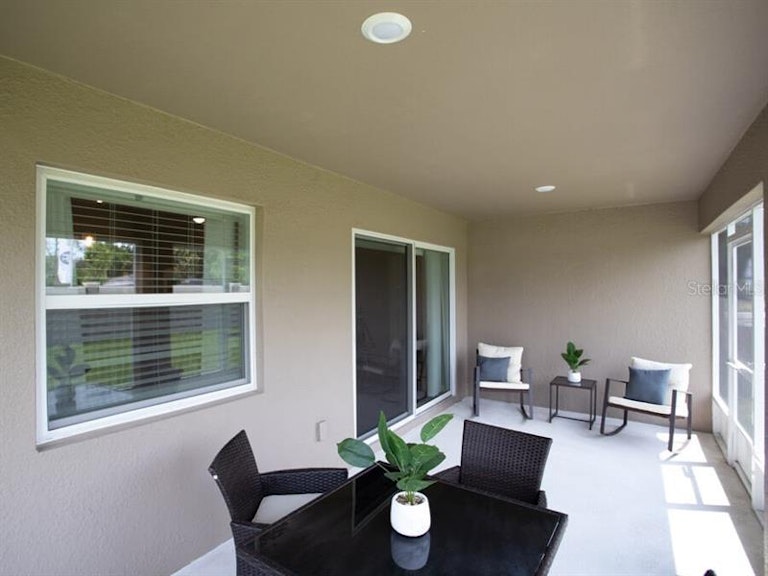 Photo 14 of 15 - 7148 Twisting Pines Loop, Zephyrhills, FL 33541