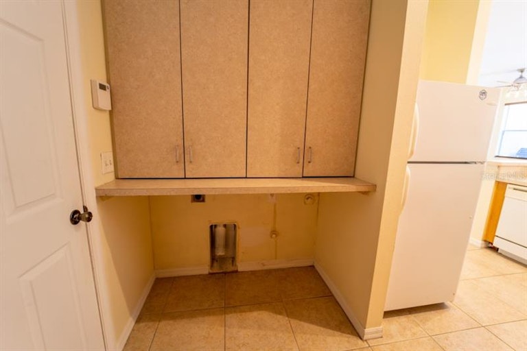Photo 33 of 71 - 8105 Stone Leaf Ln, Tampa, FL 33647